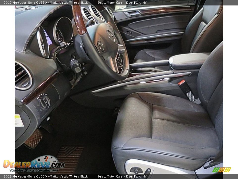 2012 Mercedes-Benz GL 550 4Matic Arctic White / Black Photo #17