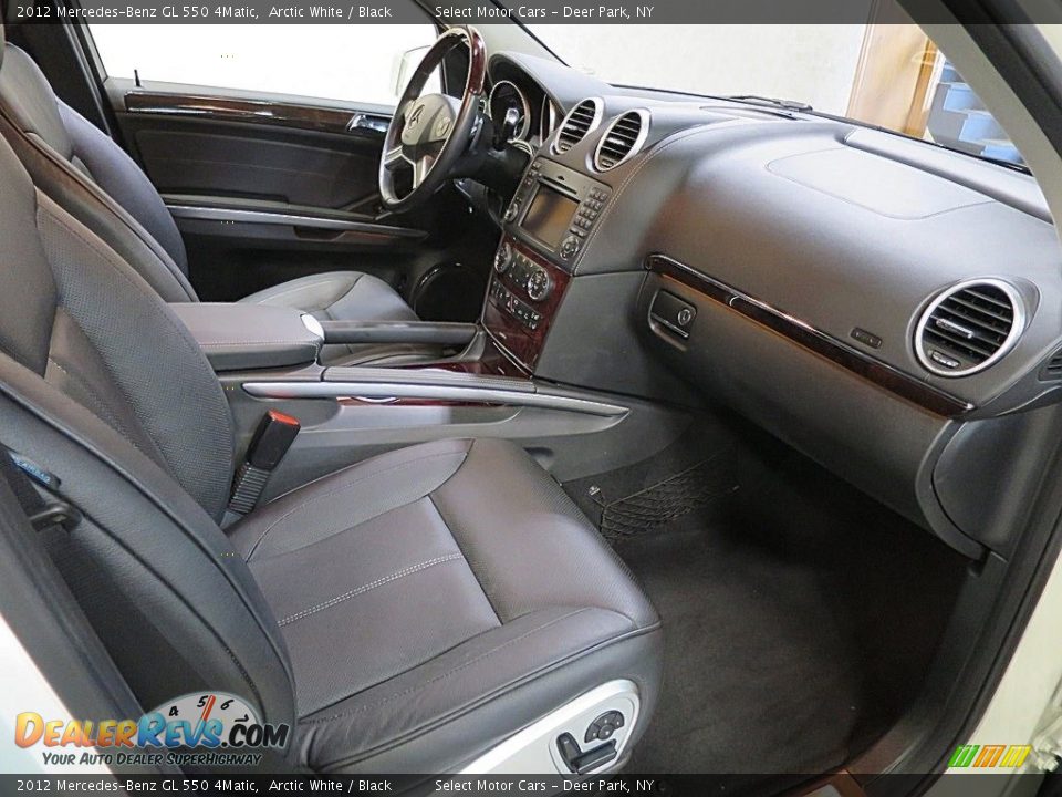 2012 Mercedes-Benz GL 550 4Matic Arctic White / Black Photo #18