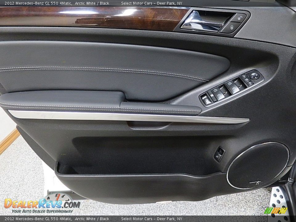 2012 Mercedes-Benz GL 550 4Matic Arctic White / Black Photo #26