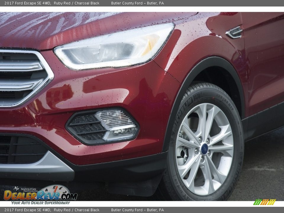 2017 Ford Escape SE 4WD Ruby Red / Charcoal Black Photo #2