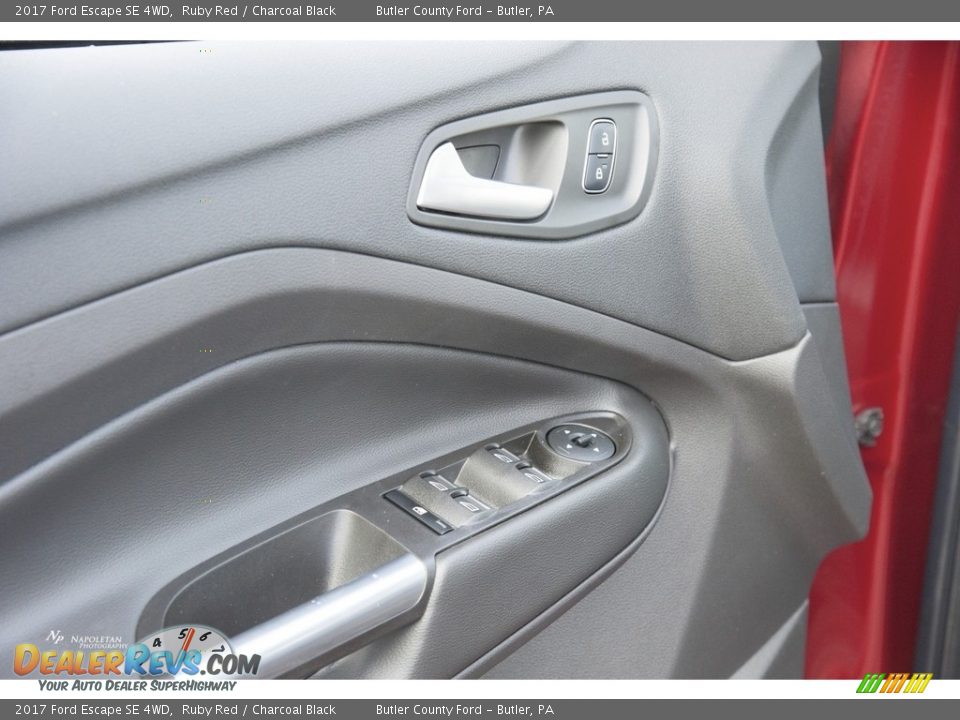 2017 Ford Escape SE 4WD Ruby Red / Charcoal Black Photo #4