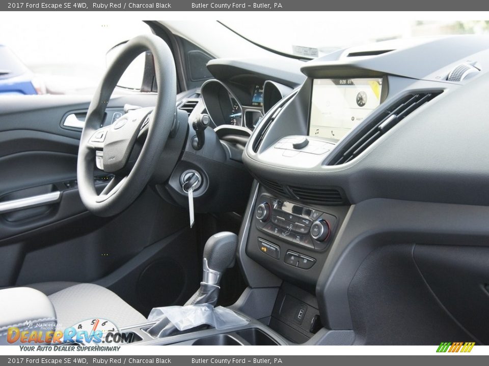 2017 Ford Escape SE 4WD Ruby Red / Charcoal Black Photo #8