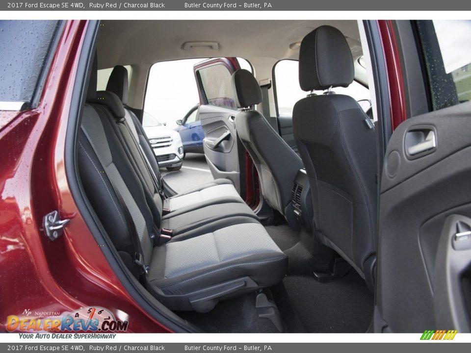 2017 Ford Escape SE 4WD Ruby Red / Charcoal Black Photo #9