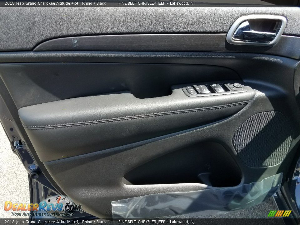 2018 Jeep Grand Cherokee Altitude 4x4 Rhino / Black Photo #8