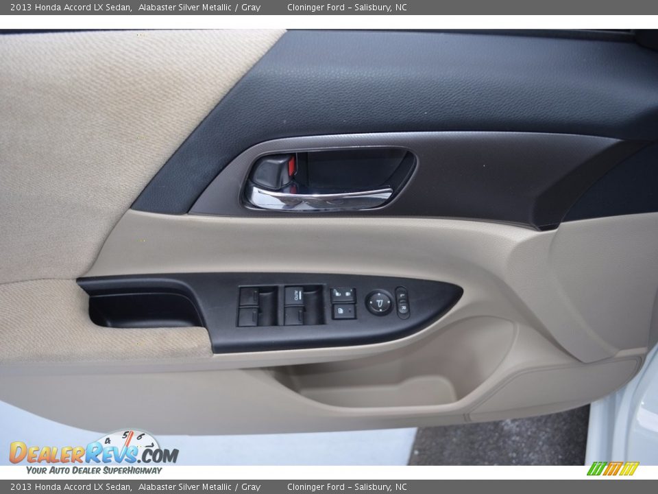2013 Honda Accord LX Sedan Alabaster Silver Metallic / Gray Photo #8