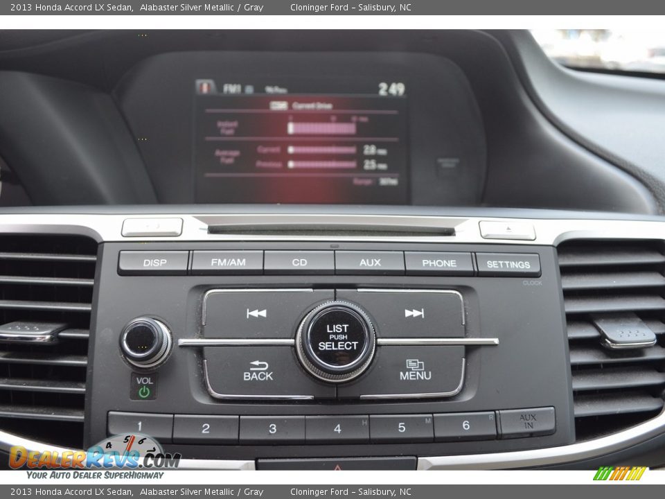 2013 Honda Accord LX Sedan Alabaster Silver Metallic / Gray Photo #16