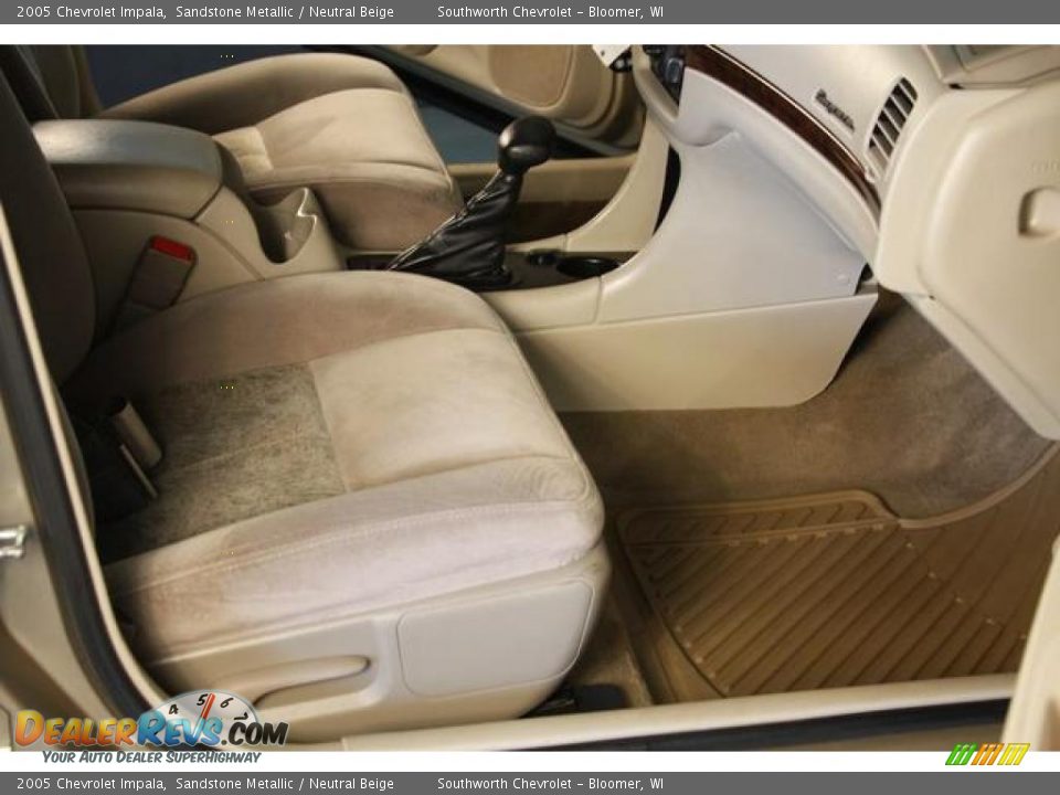2005 Chevrolet Impala Sandstone Metallic / Neutral Beige Photo #4