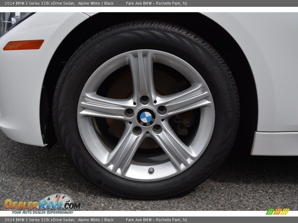 2014 BMW 3 Series 328i xDrive Sedan Alpine White / Black Photo #32