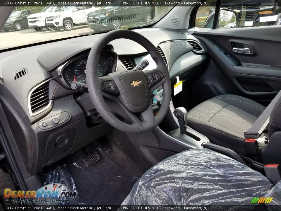 2017 Chevrolet Trax LT AWD Mosaic Black Metallic / Jet Black Photo #7