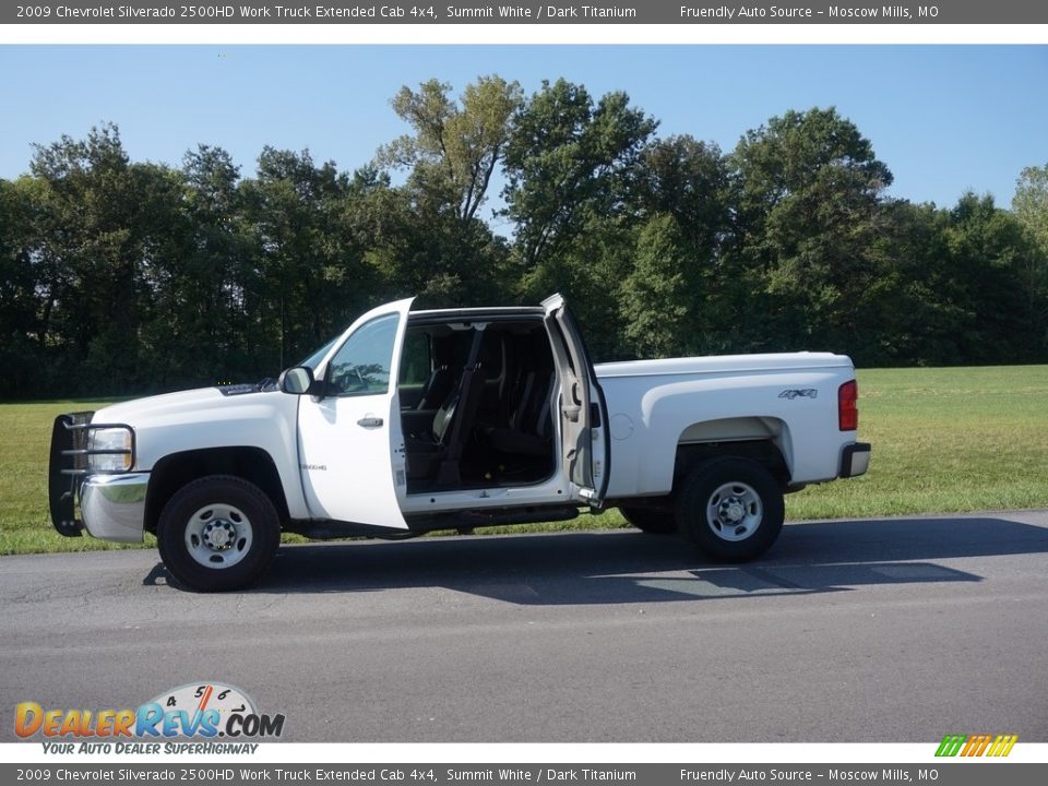 2009 Chevrolet Silverado 2500HD Work Truck Extended Cab 4x4 Summit White / Dark Titanium Photo #4