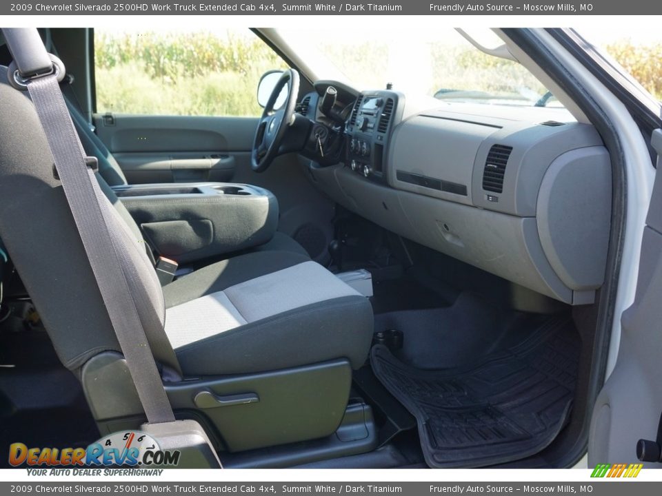 2009 Chevrolet Silverado 2500HD Work Truck Extended Cab 4x4 Summit White / Dark Titanium Photo #5
