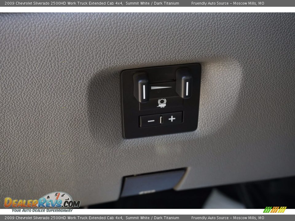 2009 Chevrolet Silverado 2500HD Work Truck Extended Cab 4x4 Summit White / Dark Titanium Photo #17