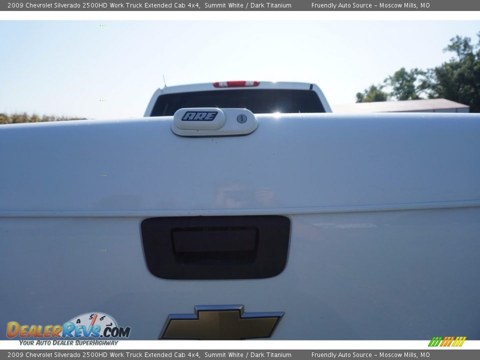 2009 Chevrolet Silverado 2500HD Work Truck Extended Cab 4x4 Summit White / Dark Titanium Photo #20