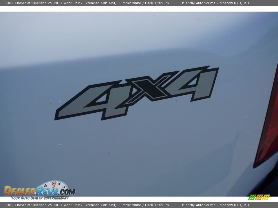 2009 Chevrolet Silverado 2500HD Work Truck Extended Cab 4x4 Summit White / Dark Titanium Photo #25