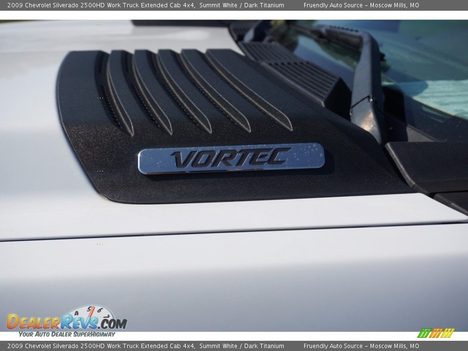 2009 Chevrolet Silverado 2500HD Work Truck Extended Cab 4x4 Summit White / Dark Titanium Photo #26