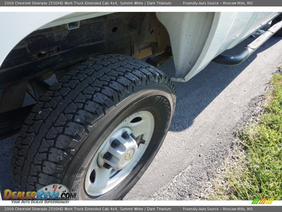 2009 Chevrolet Silverado 2500HD Work Truck Extended Cab 4x4 Summit White / Dark Titanium Photo #31