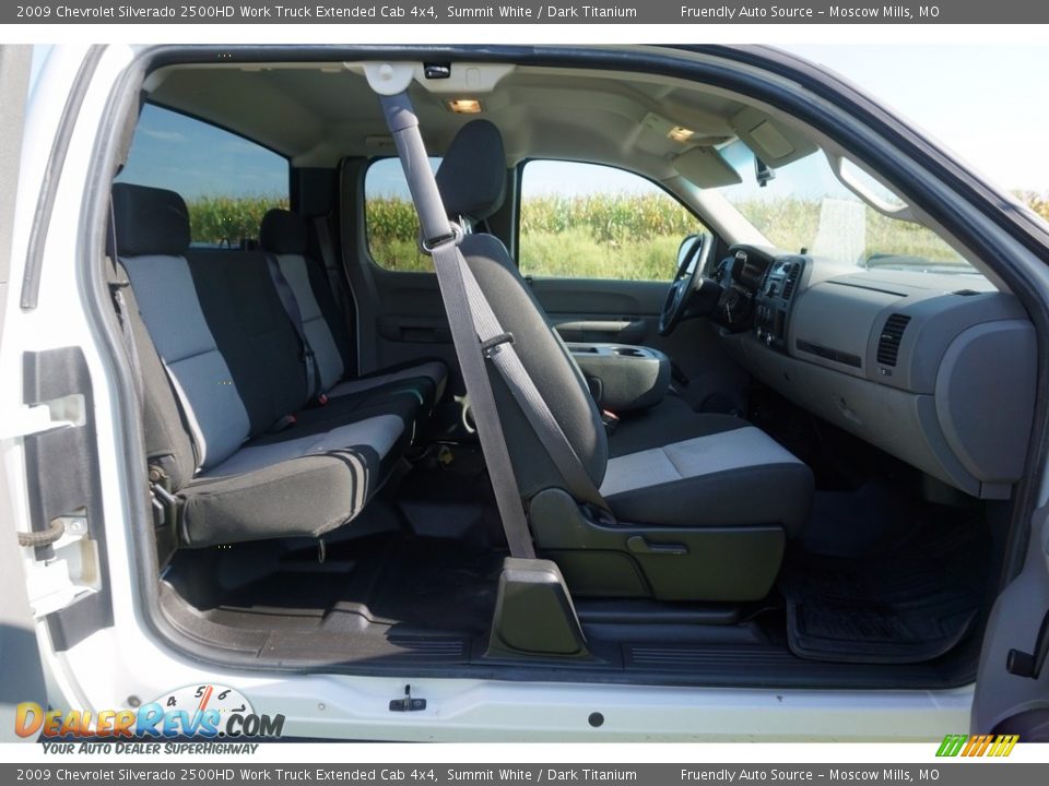 2009 Chevrolet Silverado 2500HD Work Truck Extended Cab 4x4 Summit White / Dark Titanium Photo #33