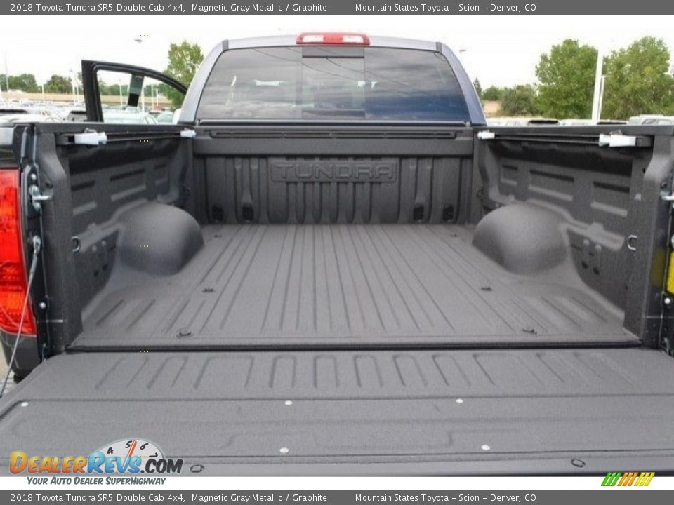 2018 Toyota Tundra SR5 Double Cab 4x4 Magnetic Gray Metallic / Graphite Photo #8