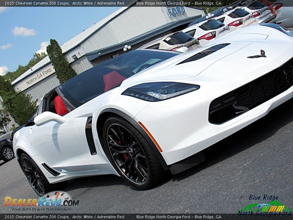 2015 Chevrolet Corvette Z06 Coupe Arctic White / Adrenaline Red Photo #36