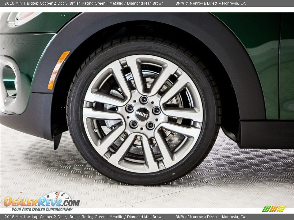 2018 Mini Hardtop Cooper 2 Door British Racing Green II Metallic / Diamond Malt Brown Photo #8