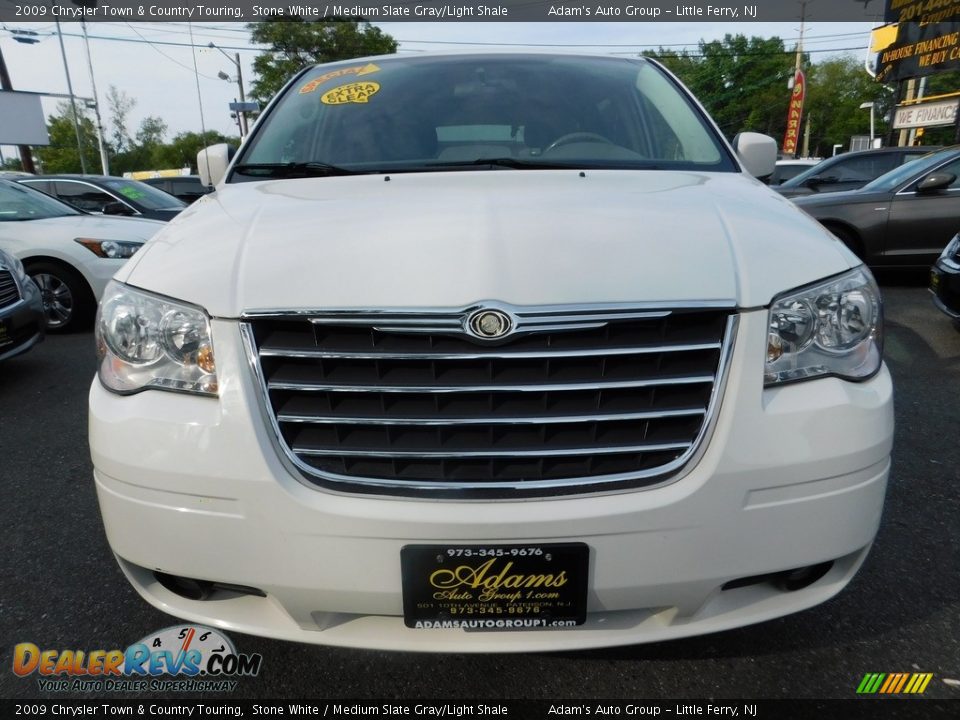 2009 Chrysler Town & Country Touring Stone White / Medium Slate Gray/Light Shale Photo #2