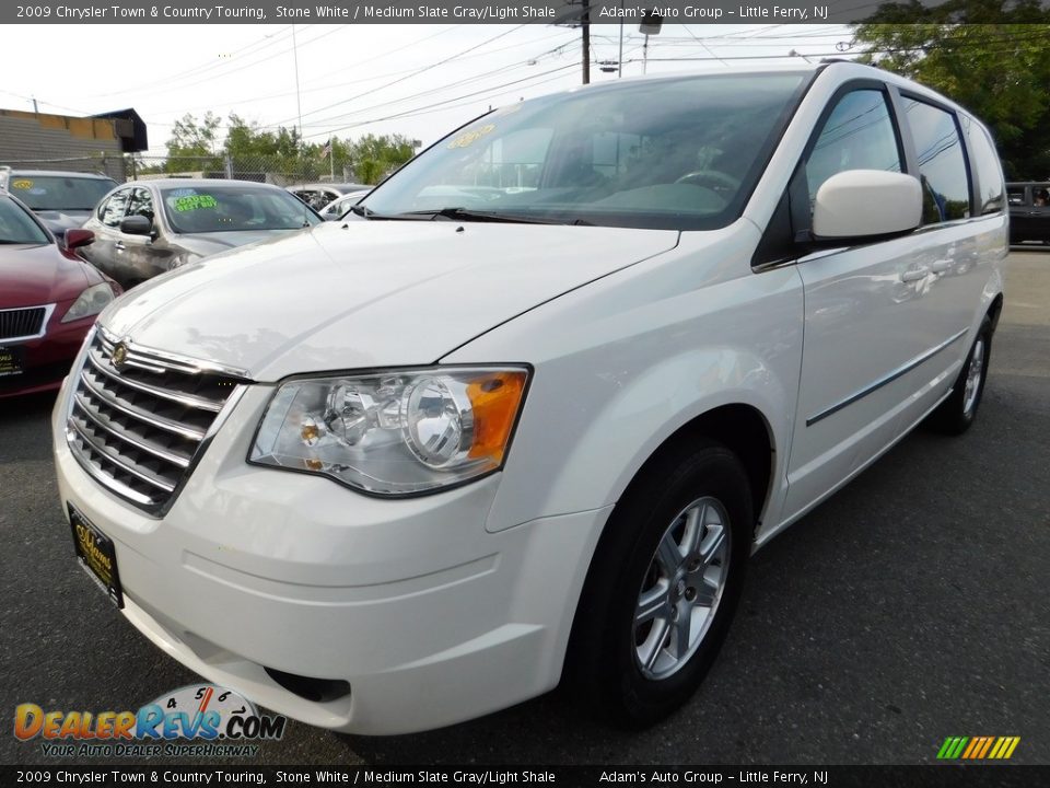 2009 Chrysler Town & Country Touring Stone White / Medium Slate Gray/Light Shale Photo #3