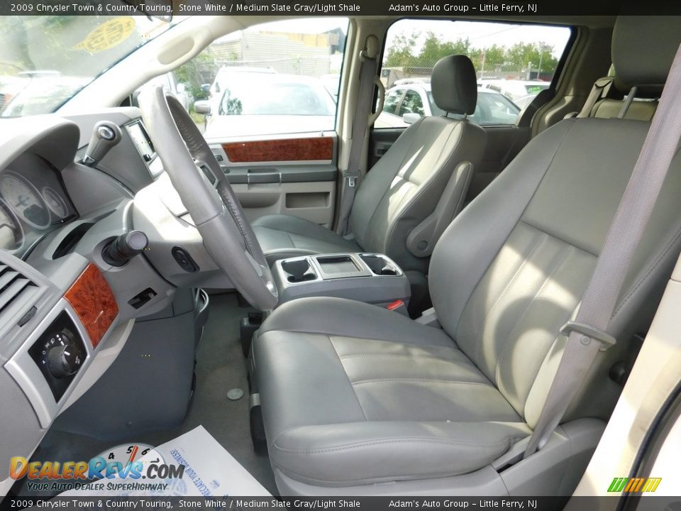 2009 Chrysler Town & Country Touring Stone White / Medium Slate Gray/Light Shale Photo #13