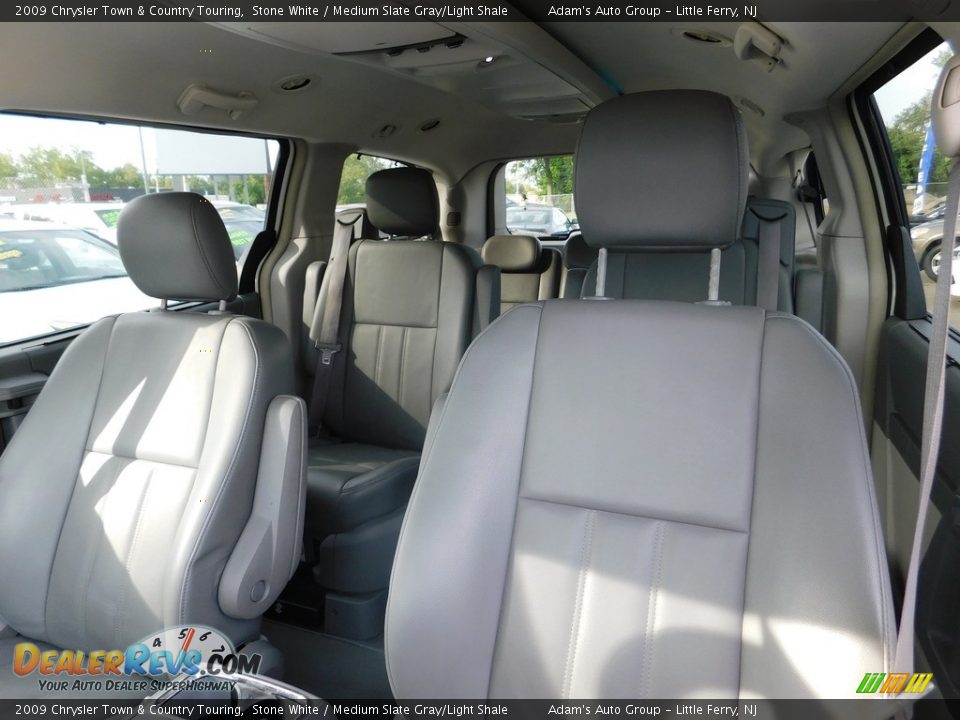 2009 Chrysler Town & Country Touring Stone White / Medium Slate Gray/Light Shale Photo #15