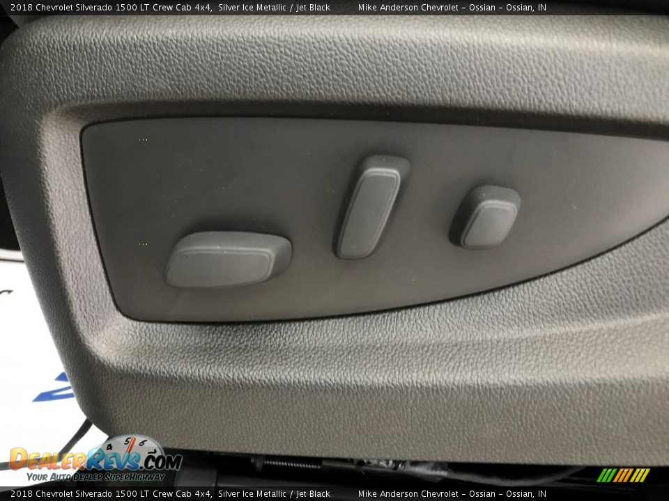 2018 Chevrolet Silverado 1500 LT Crew Cab 4x4 Silver Ice Metallic / Jet Black Photo #14