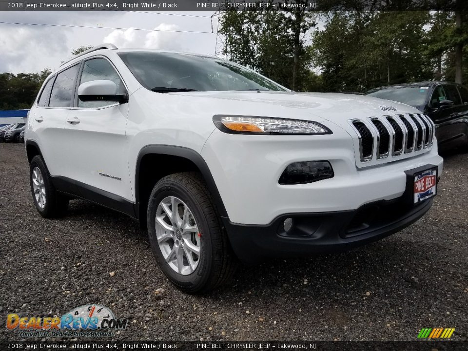2018 Jeep Cherokee Latitude Plus 4x4 Bright White / Black Photo #1