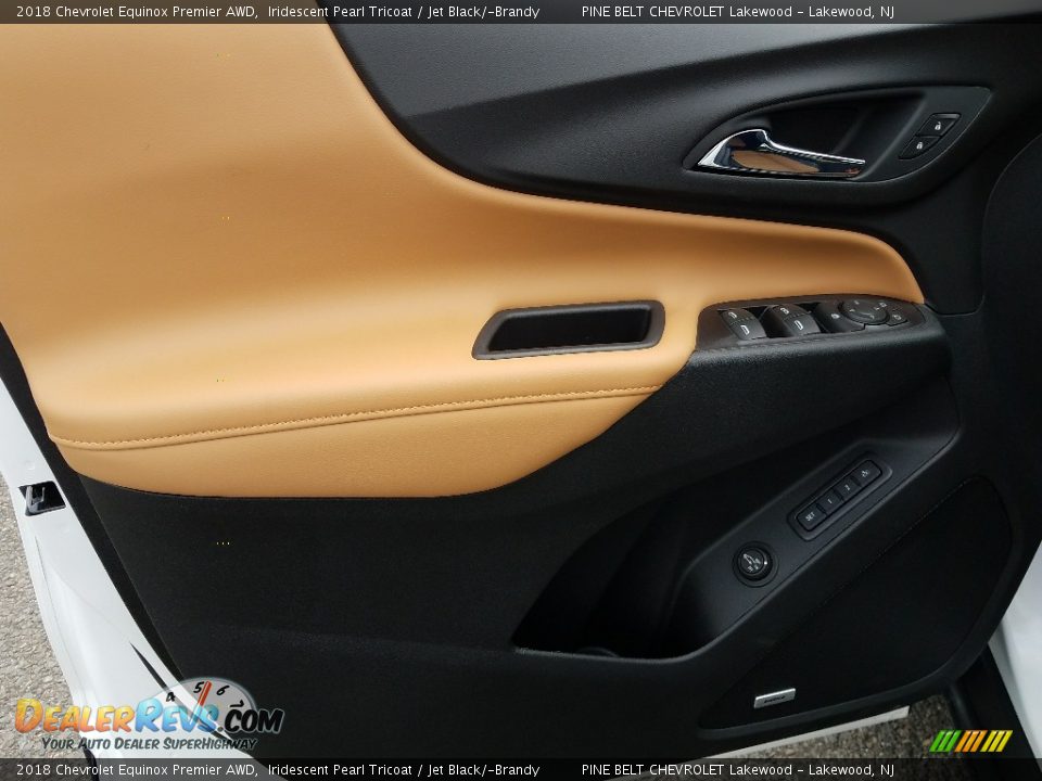 2018 Chevrolet Equinox Premier AWD Iridescent Pearl Tricoat / Jet Black/­Brandy Photo #8