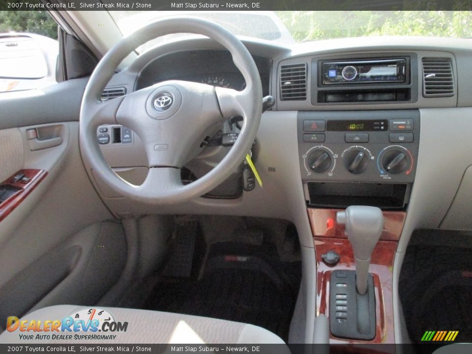 2007 Toyota Corolla LE Silver Streak Mica / Stone Photo #10