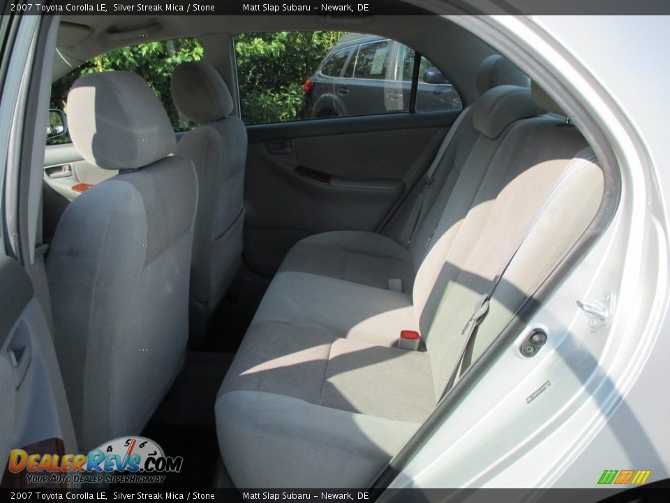 2007 Toyota Corolla LE Silver Streak Mica / Stone Photo #21