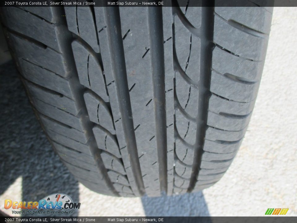 2007 Toyota Corolla LE Silver Streak Mica / Stone Photo #23