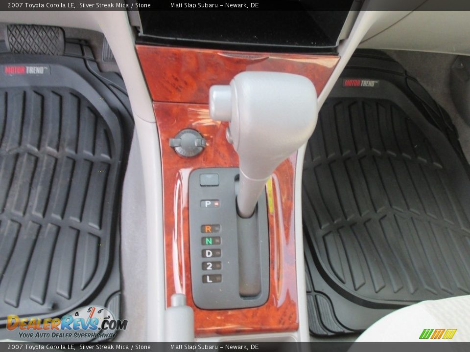 2007 Toyota Corolla LE Silver Streak Mica / Stone Photo #26