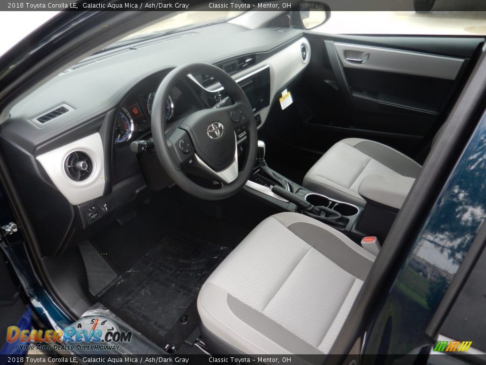 Ash/Dark Gray Interior - 2018 Toyota Corolla LE Photo #3