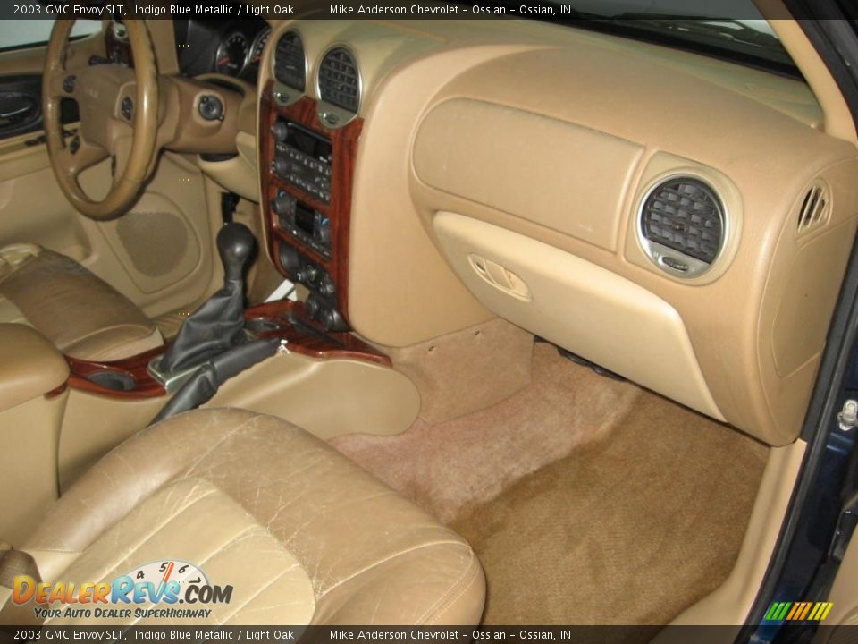 2003 GMC Envoy SLT Indigo Blue Metallic / Light Oak Photo #12