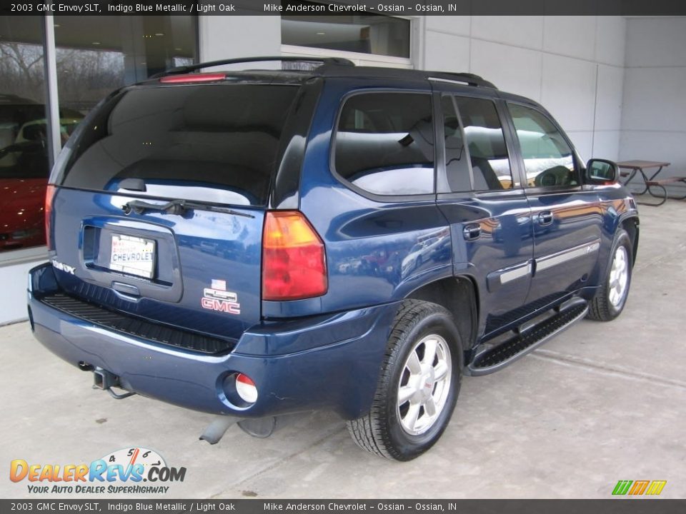 2003 GMC Envoy SLT Indigo Blue Metallic / Light Oak Photo #18