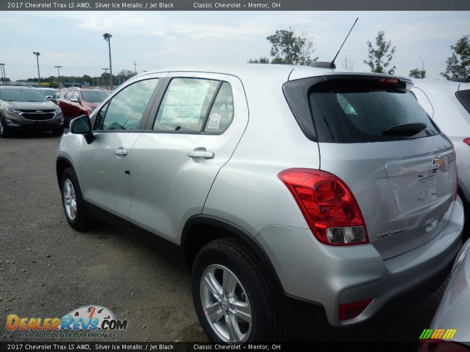 2017 Chevrolet Trax LS AWD Silver Ice Metallic / Jet Black Photo #5
