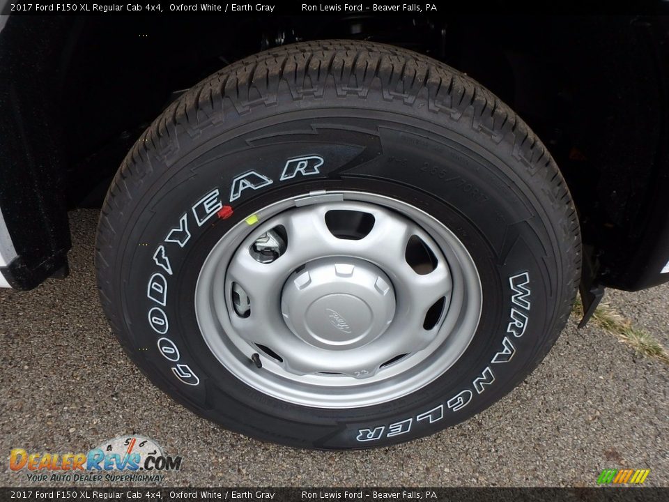 2017 Ford F150 XL Regular Cab 4x4 Oxford White / Earth Gray Photo #11