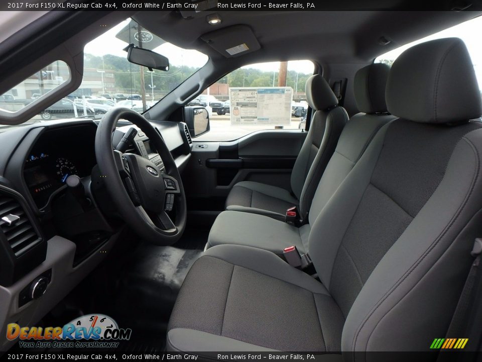 2017 Ford F150 XL Regular Cab 4x4 Oxford White / Earth Gray Photo #12