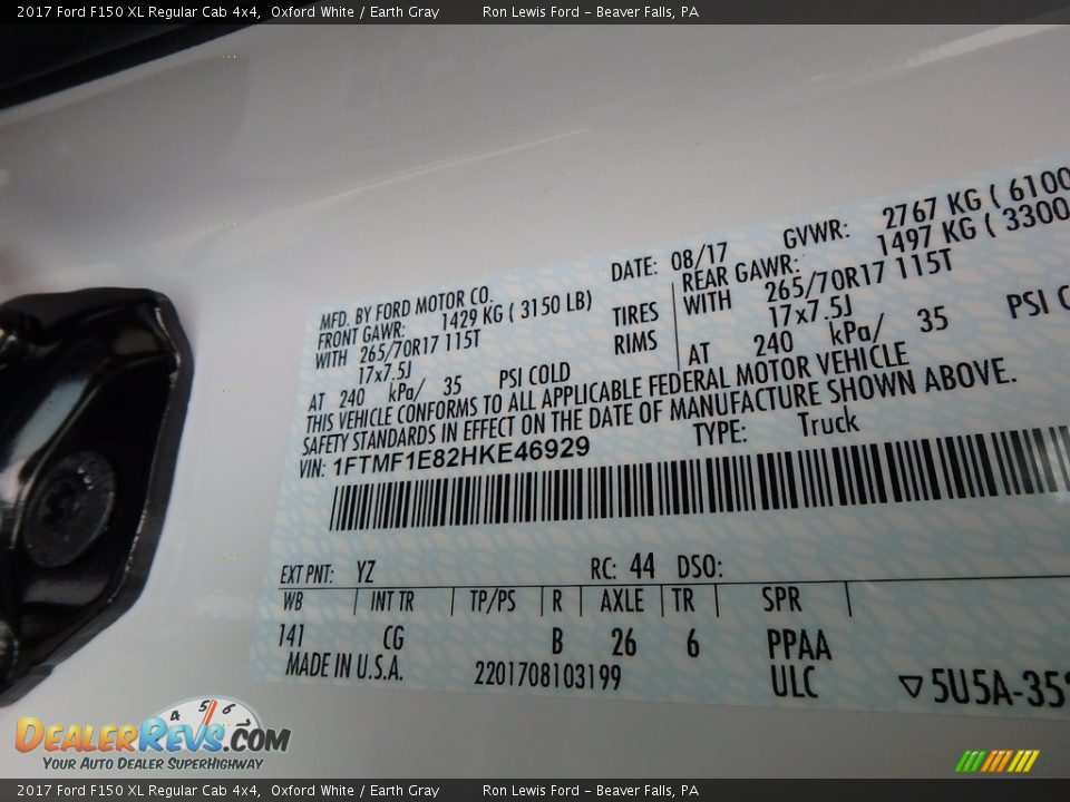 2017 Ford F150 XL Regular Cab 4x4 Oxford White / Earth Gray Photo #15