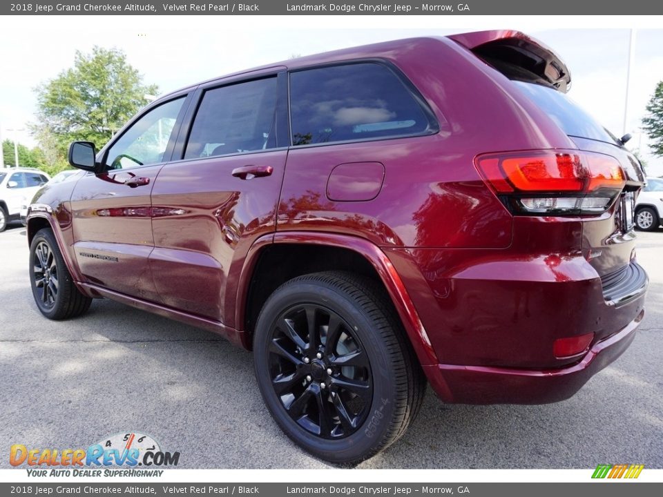 2018 Jeep Grand Cherokee Altitude Velvet Red Pearl / Black Photo #2