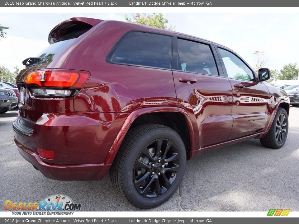2018 Jeep Grand Cherokee Altitude Velvet Red Pearl / Black Photo #3