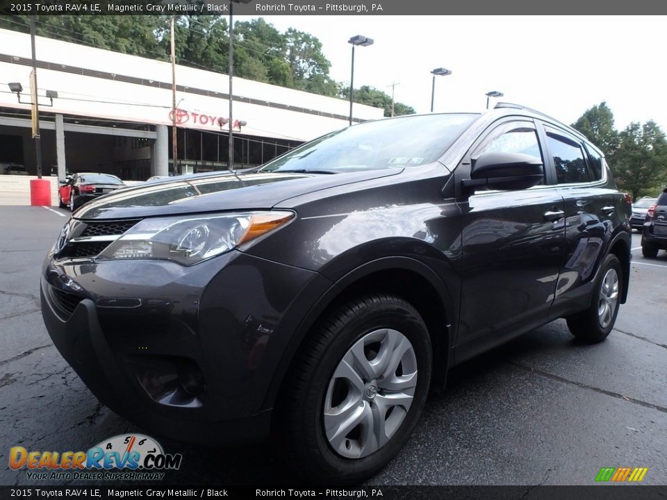 2015 Toyota RAV4 LE Magnetic Gray Metallic / Black Photo #3