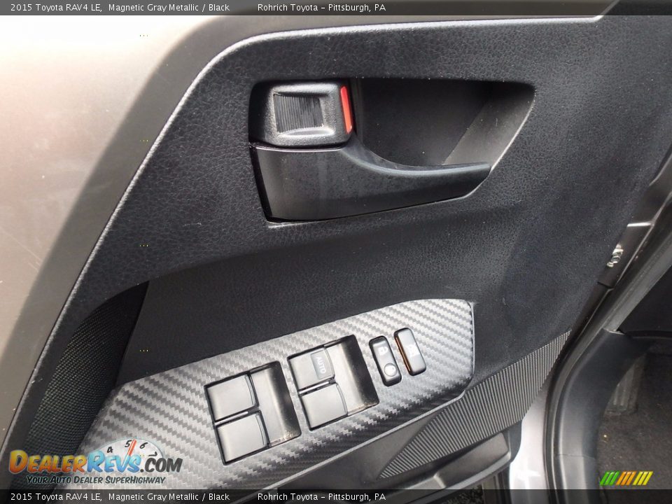 2015 Toyota RAV4 LE Magnetic Gray Metallic / Black Photo #19
