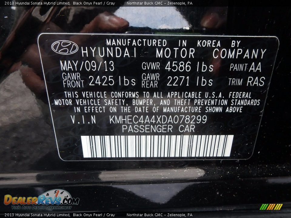 2013 Hyundai Sonata Hybrid Limited Black Onyx Pearl / Gray Photo #20