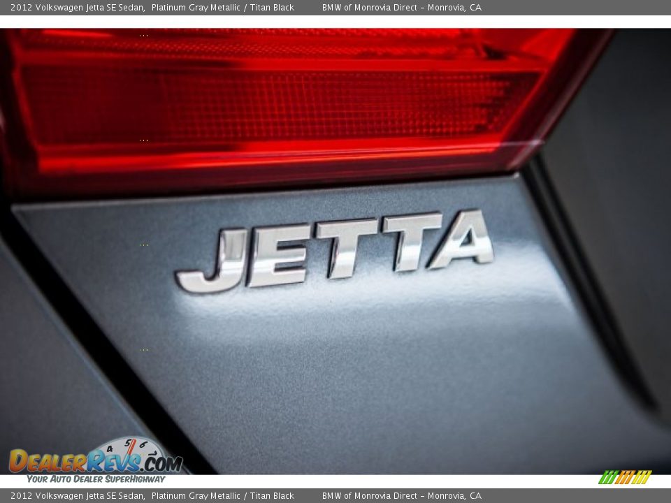 2012 Volkswagen Jetta SE Sedan Platinum Gray Metallic / Titan Black Photo #7