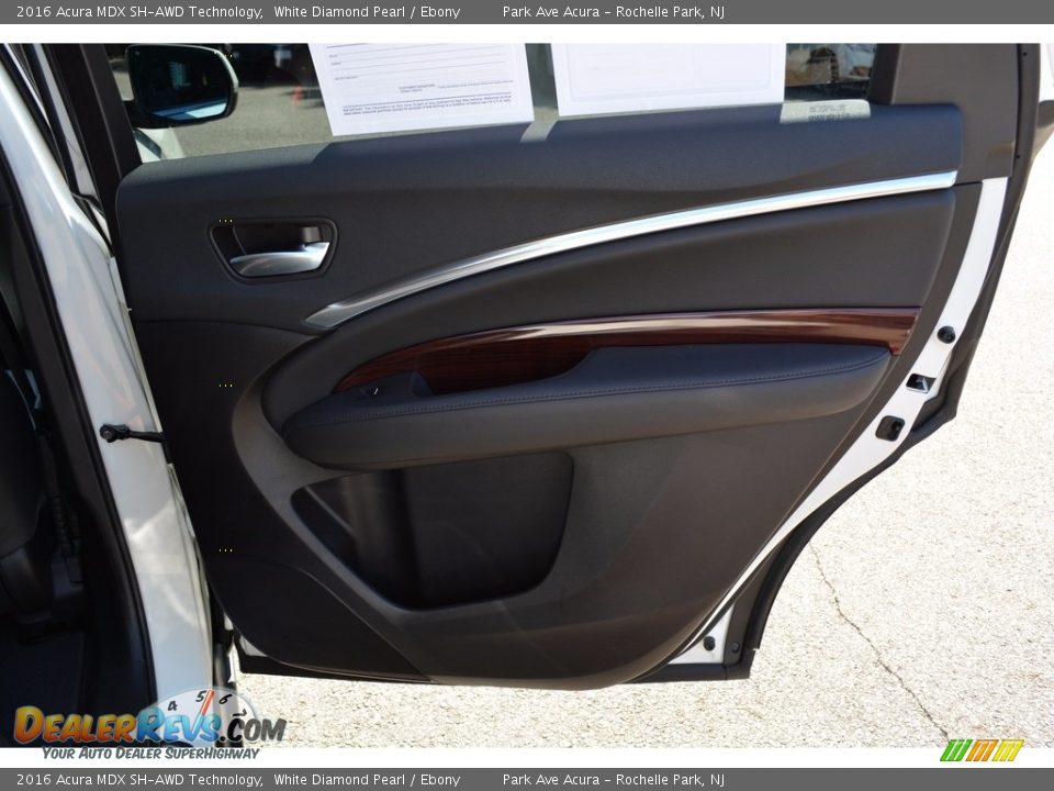 2016 Acura MDX SH-AWD Technology White Diamond Pearl / Ebony Photo #25