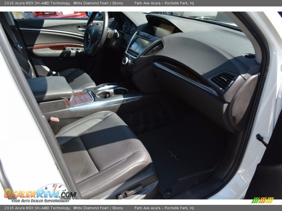 2016 Acura MDX SH-AWD Technology White Diamond Pearl / Ebony Photo #28